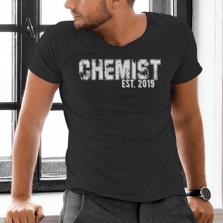 Graduation For Chemists Established 2019 Shirt Men's V-Neck T-Shirt