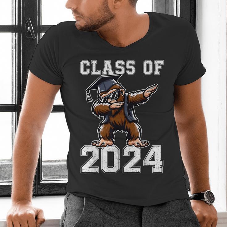 Graduation Class Of 2024 Bigfoot Graduated Seniors 2024 Men's V-Neck T-Shirt