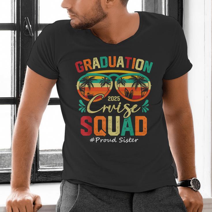 Graduation Cruise Squad 2025 Proud Sister Cruising Men's V-Neck T-Shirt