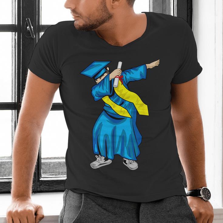 Graduation Dabbing 2018 Graduate Men's V-Neck T-Shirt