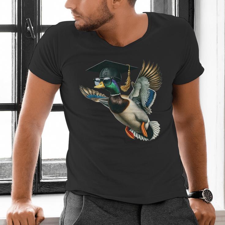 Graduation Mallard Duck Hunter Hunting Season Grad Hunting Men's V-Neck T-Shirt