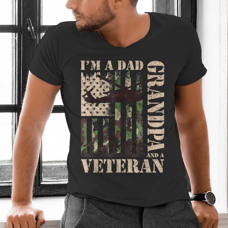 Grandpa Veteran Fathers Day Dad Veteran Camo American Flag Men's V-Neck T-Shirt