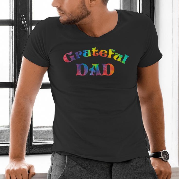 Grateful Dad Fathers Day Tie Dye Letters Shirt For Dads Men's V-Neck T-Shirt