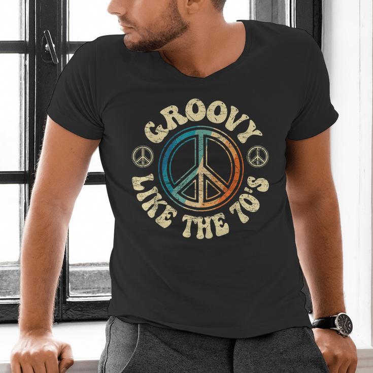 Groovy Like The 70s Peace Aesthetic Nostalgia 1970's Retro Men's V-Neck T-Shirt Groovy Like The 70s Peace Aesthetic Nostalgia 1970's Retro Men's V-Neck T-Shirt