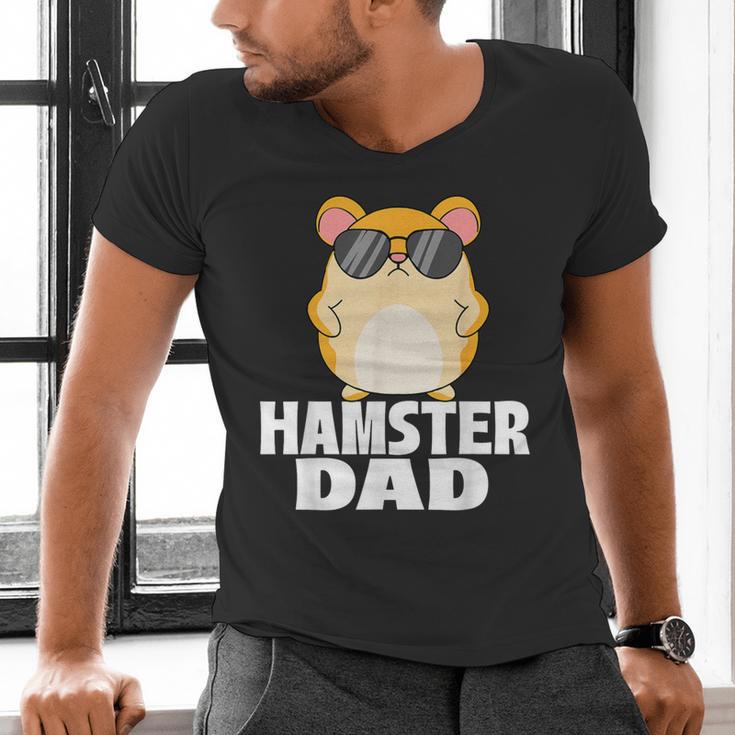 Hamster Dad Father's Day Animal Whisperer Rodent Lover Men's V-Neck T-Shirt