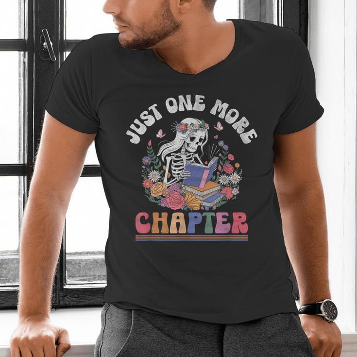 Just One More Chapter Skeleton Reading Book Bookworm Reader Men's V-Neck T-Shirt Just One More Chapter Skeleton Reading Book Bookworm Reader Men's V-Neck T-Shirt