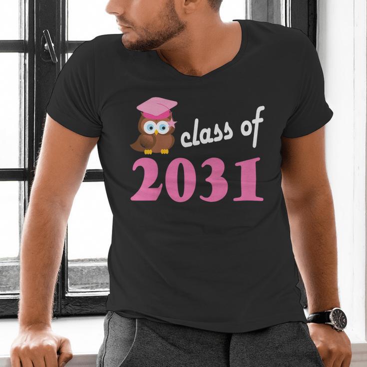Kids Class Of 2031 Back To School Graduation T-Shirt Men's V-Neck T-Shirt
