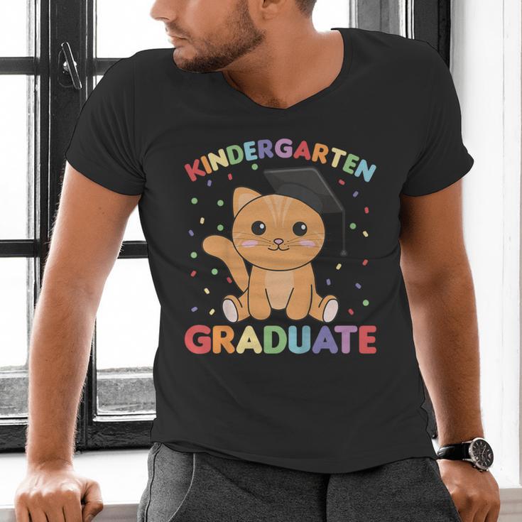 Kids Kindergarten Graduate Cat Graduation Men's V-Neck T-Shirt