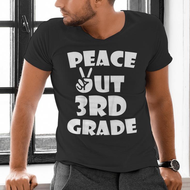 Kids Kids Peace Out 3Rd Grade For Graduation Men's V-Neck T-Shirt