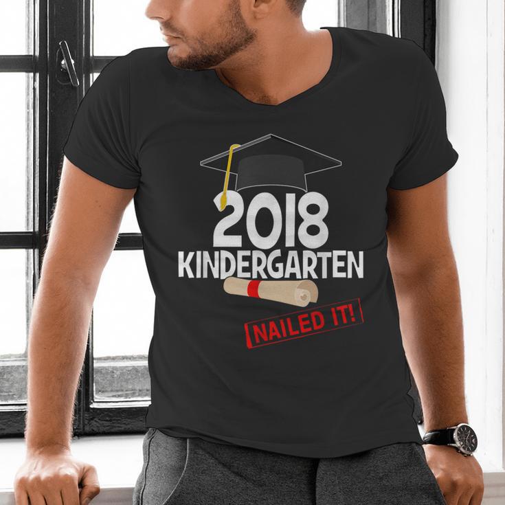 Kindergarten 2018 NAILED IT Graduation Graduate Men's V-Neck T-Shirt
