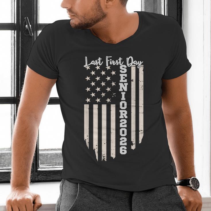 Last First Day Senior 2026 USA Flag Graduation Class Of 2026 Men's V-Neck T-Shirt
