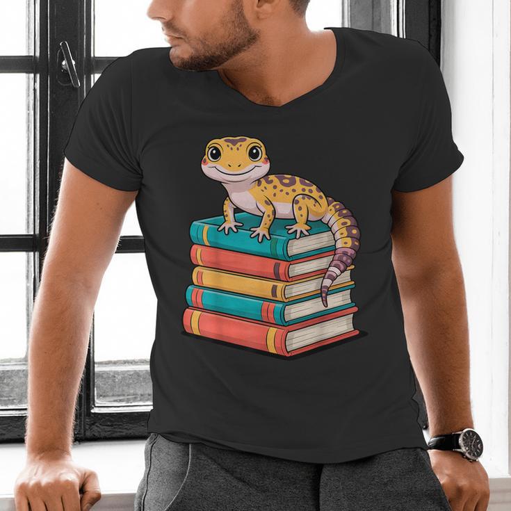 Leopard Gecko Book Lover Reading Men's V-Neck T-Shirt Leopard Gecko Book Lover Reading Men's V-Neck T-Shirt