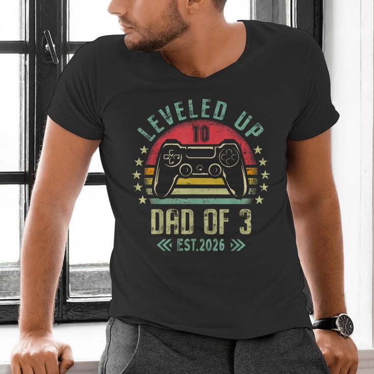 I Leveled Up To Dad Of 3 2026 Promoted To Dad Of Three Kids Men's V-Neck T-Shirt