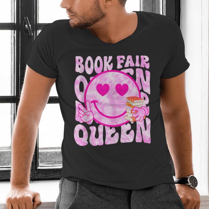 Library Book Fair Queen Vibe Groovy Tie Dye School Reading Men's V-Neck T-Shirt