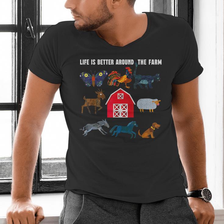 Life Is Better Around The Farm Nostalgia Trendy Men's V-Neck T-Shirt