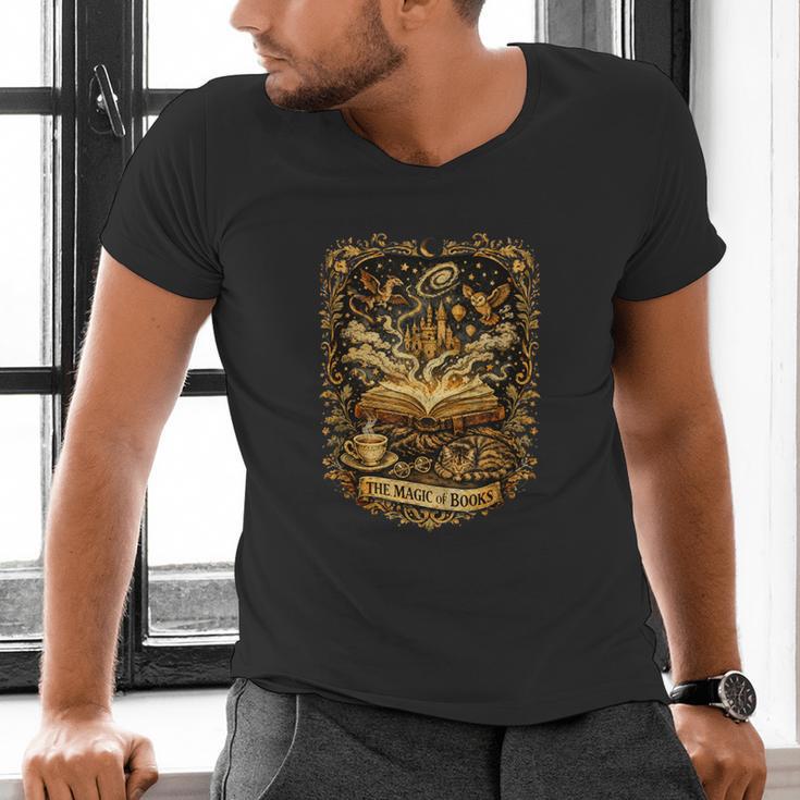 The Magic Of Books Vintage Style Reading Lover Cat & Tea Men's V-Neck T-Shirt