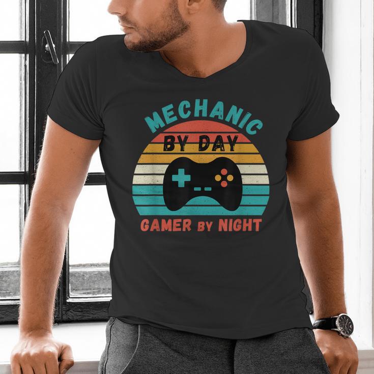 Mechanic Birthday For Graduation Or Christmas Men's V-Neck T-Shirt