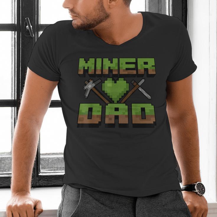 Miner Dad Birthday Boy Party Video Gamer Pixel Men's V-Neck T-Shirt