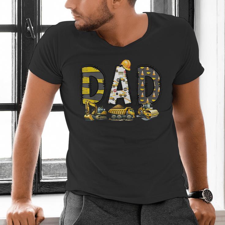 Mom And Dad Construction Birthday Boys Toddler Kids Family Men's V-Neck T-Shirt