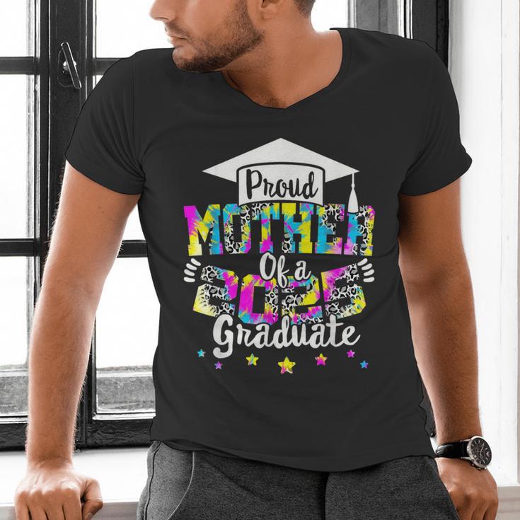 Mother Of a 2025 Graduate Tie Dye Class Senior Graduation 25 Men's V-Neck T-Shirt
