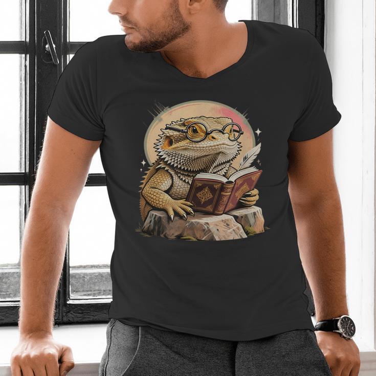 Nerdy Bearded Dragon Glasses Book Reading Men's V-Neck T-Shirt Nerdy Bearded Dragon Glasses Book Reading Men's V-Neck T-Shirt
