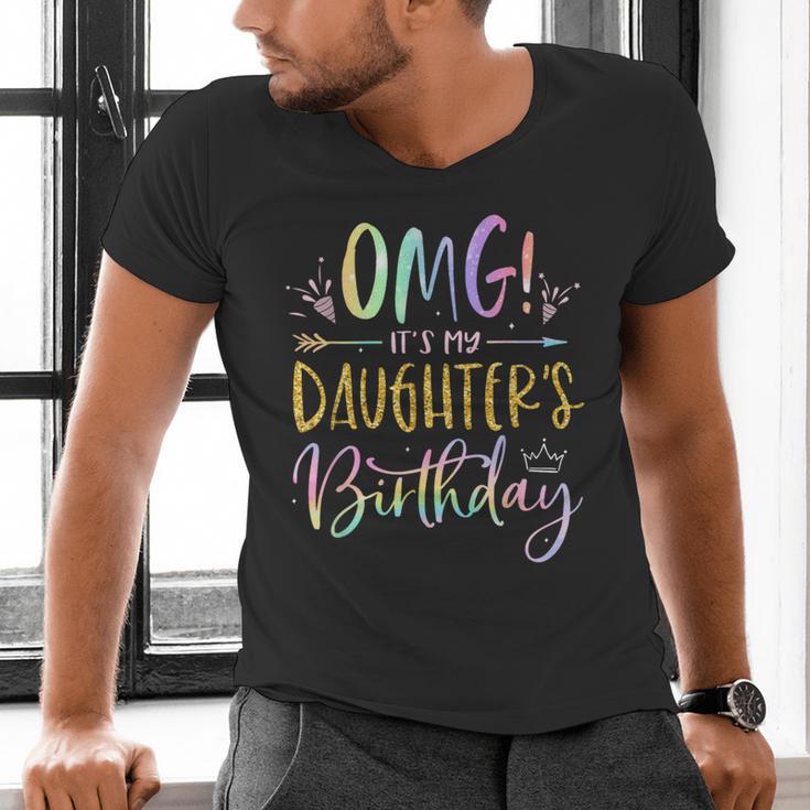 OMG It's My Daughter's Birthday Happy Bday Tie Dye Mom Dad Small Men's V-Neck T-Shirt