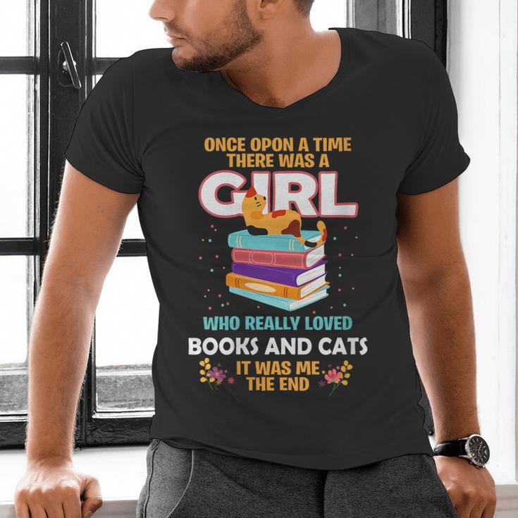 Once Upon A Time There Was A Girl Who Loves Books And Cats Men's V-Neck T-Shirt Once Upon A Time There Was A Girl Who Loves Books And Cats Men's V-Neck T-Shirt