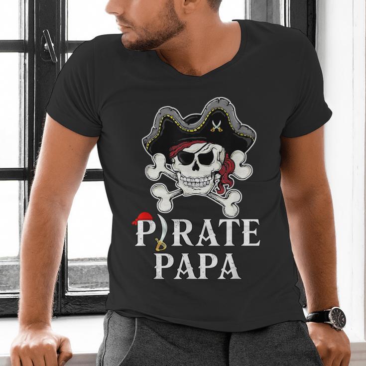 Pirate Papa Costume Jolly Roger Crossbones Pirate Dad Men's V-Neck T-Shirt