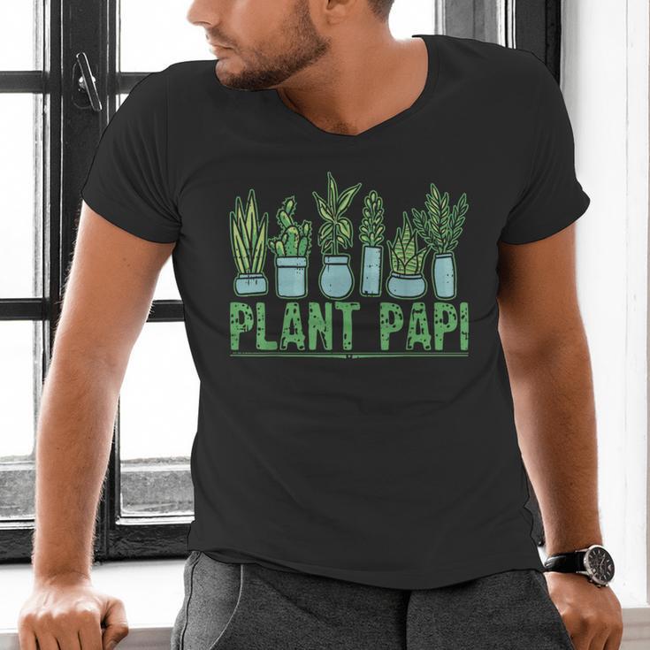 Plant Papi Daddy Father Gardener Gardening Father’s Day Men's V-Neck T-Shirt