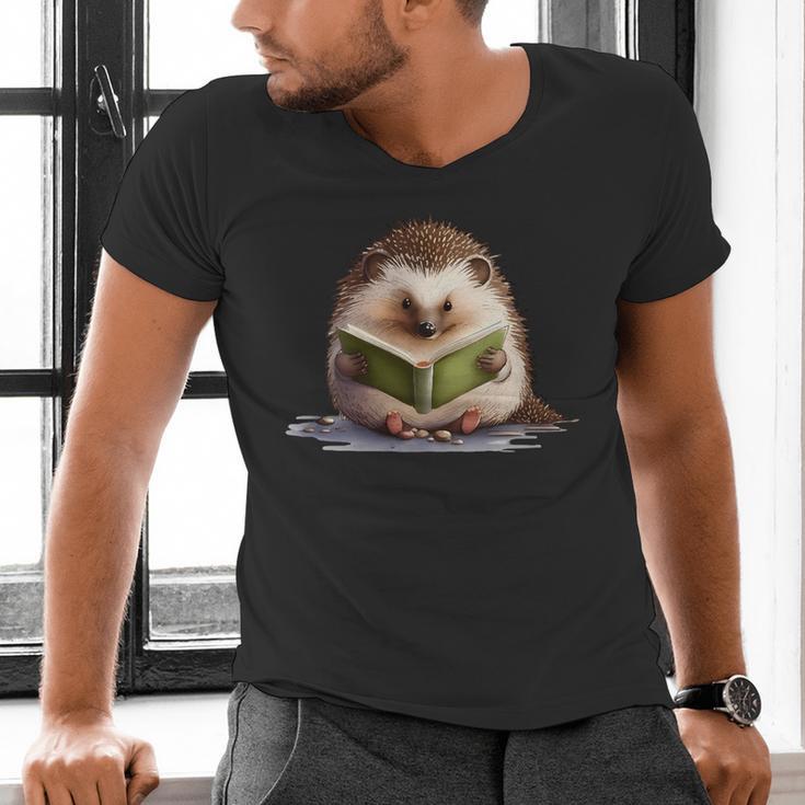 Porcupine Reading Book Hedgehog Book Lover Men's V-Neck T-Shirt Porcupine Reading Book Hedgehog Book Lover Men's V-Neck T-Shirt