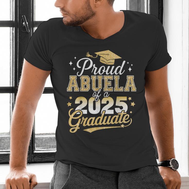 Proud Abuela Of a Class Of 2025 Graduate Senior Graduation Men's V-Neck T-Shirt