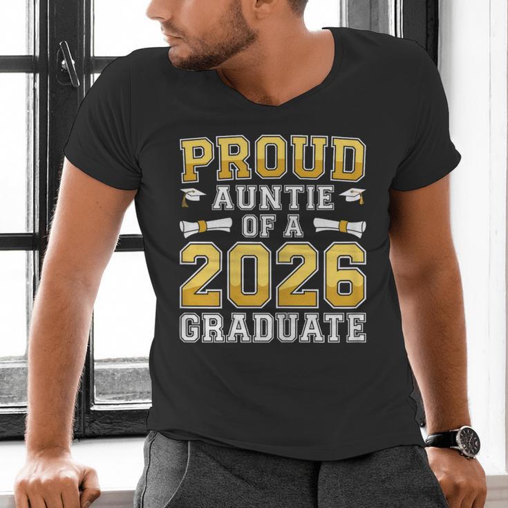 Proud Auntie Of A 2026 Graduate Shirt Class 2026 Graduation Men's V-Neck T-Shirt