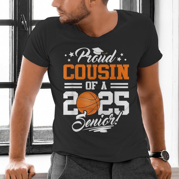 Proud Cousin Of A 2025 Senior Basketball Graduation Men's V-Neck T-Shirt