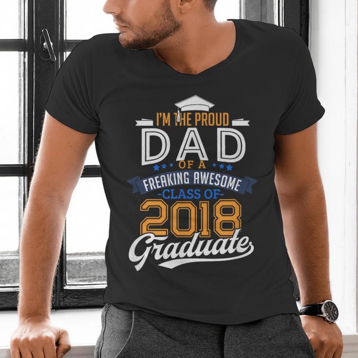 Proud Dad Of A 2018 Graduate Shirt Graduation Grad Class Men's V-Neck T-Shirt