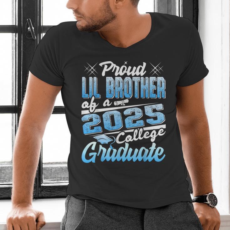 Proud Lil Brother Of 2025 Graduate College Shirt Graduation Men's V-Neck T-Shirt