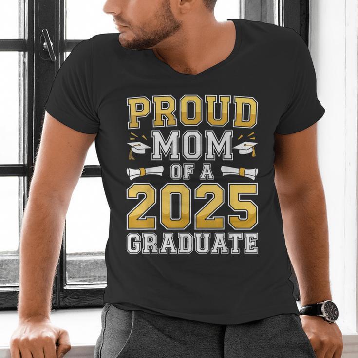 Proud Mom Of A 2025 Graduate Shirt Class Of 2025 Graduation Men's V-Neck T-Shirt