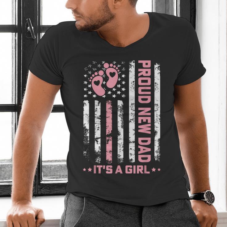 Proud New Dad New Girl Baby First Fathers Day American Flag Men's V-Neck T-Shirt