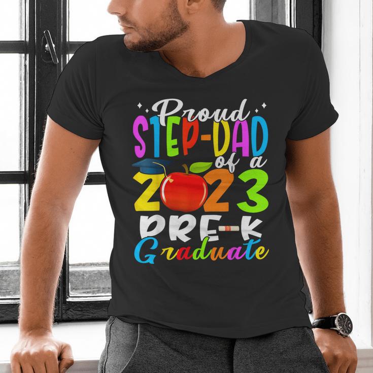 Proud Step-Dad Of 2023 Pre-K Graduate Fathers Day Graduation Men's V-Neck T-Shirt