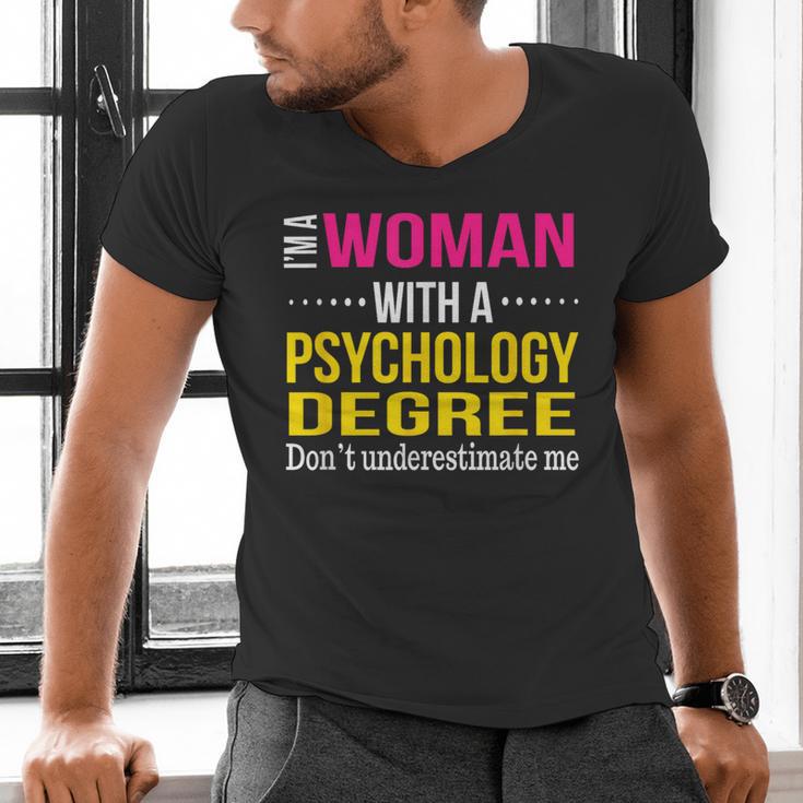 Psychology Degree Major Graduation 2024 Psychologist PsyD Men's V-Neck T-Shirt