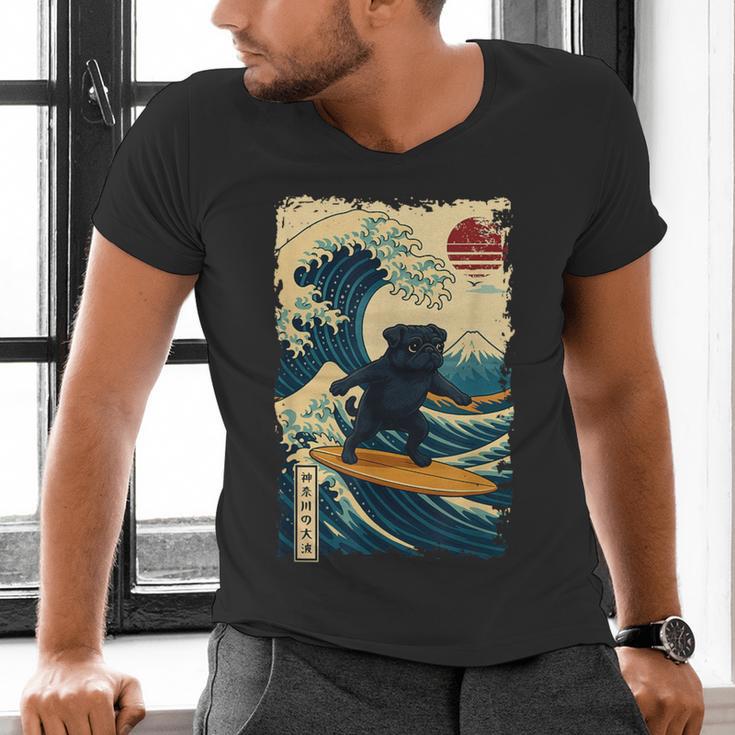 Pug Japanese Kanagawa Wave Surfing Japan Mom Dad Kids Men's V-Neck T-Shirt