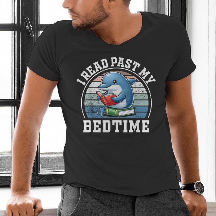 I Read Past My Bedtime Reading Dolphin Book Lover Men's V-Neck T-Shirt I Read Past My Bedtime Reading Dolphin Book Lover Men's V-Neck T-Shirt