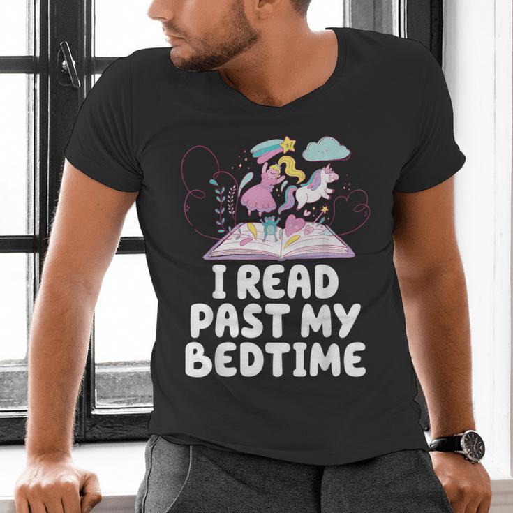 I Read Past My Bedtime Reading Unicorn Book Lover Men's V-Neck T-Shirt I Read Past My Bedtime Reading Unicorn Book Lover Men's V-Neck T-Shirt