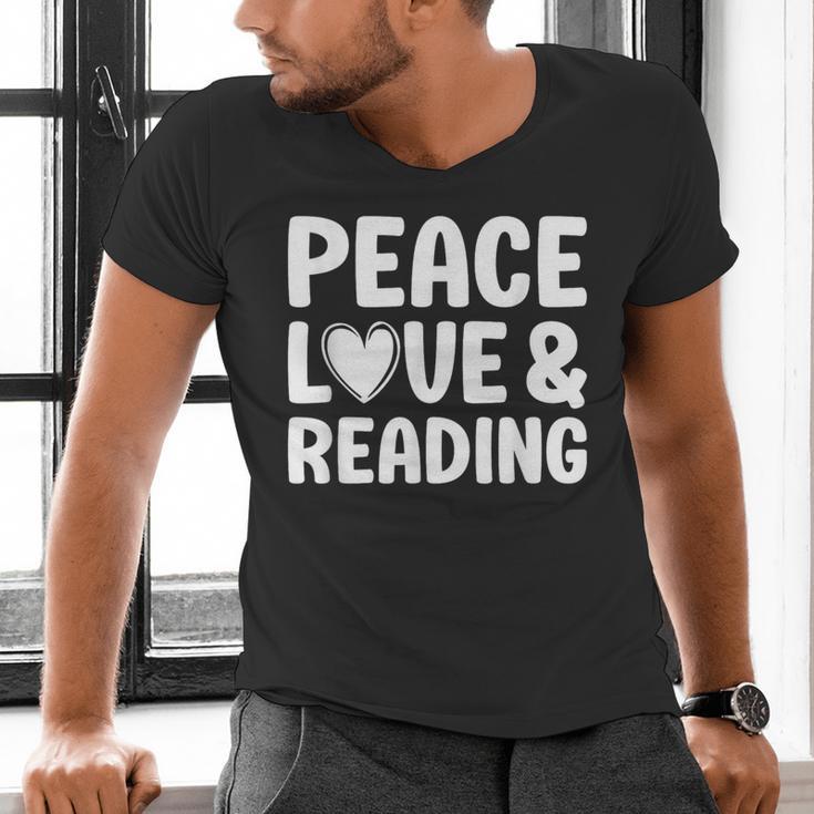 Reading I Love Books And Reading Men's V-Neck T-Shirt