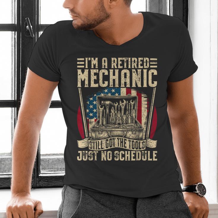 Retired Car Mechanic Tool Retirement Dad Grandpa Men Men's V-Neck T-Shirt