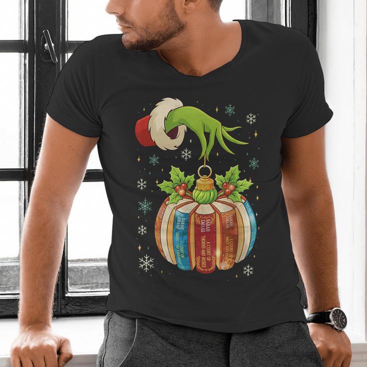 Retro Christmas Ornament Book Christmas Teacher Librarian Men's V-Neck T-Shirt