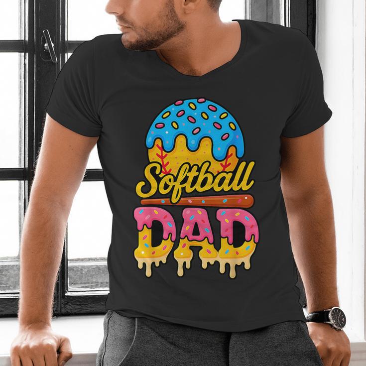 Retro Ice Cream Drip Softball Dad Game Day Dad Father's Day Men's V-Neck T-Shirt