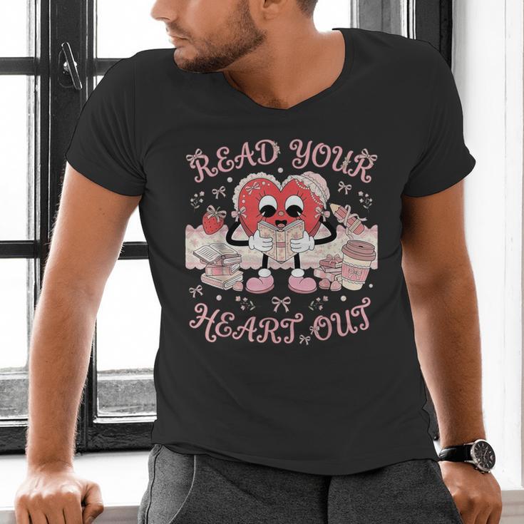 Retro Read Your Heart Out Valentine’s Day Teacher Book Lover Men's V-Neck T-Shirt