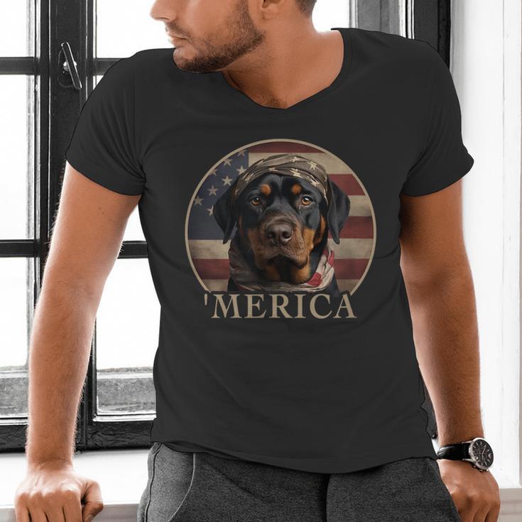 Rottie Dog Mom Dad 'Merica Rottweiler Men's V-Neck T-Shirt Rottie Dog Mom Dad 'Merica Rottweiler Men's V-Neck T-Shirt