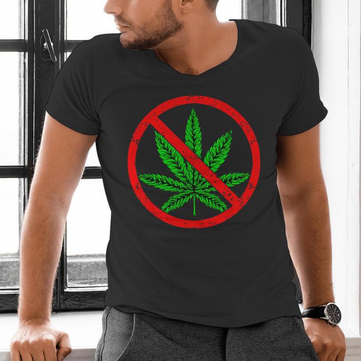 Say No Cannabis Anti-Marijuana Retro Weed Parent Dad Mom Men's V-Neck T-Shirt