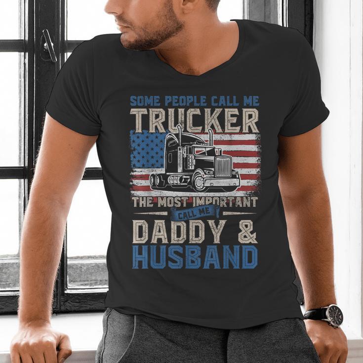 Semi Truck Driver Trucker Daddy Husband US American Flag Men's V-Neck T-Shirt